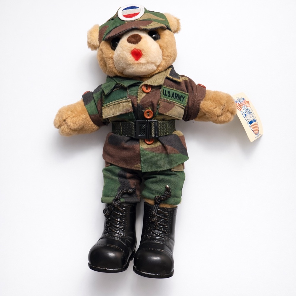Vintage Bear Forces of America U.S. Army Female Bear w/ Tag Rare Vet Gift EUC